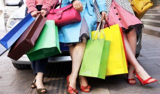 Vrouwen geven meer geld uit aan de voorbereidingen voor een vakantie dan aan de vakantie zelf.